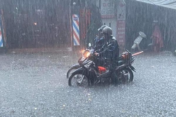 Dự báo thời tiết 15/12/2023: Miền Bắc nắng 31 độ, từ đêm gió mùa tràn về kèm mưa-3