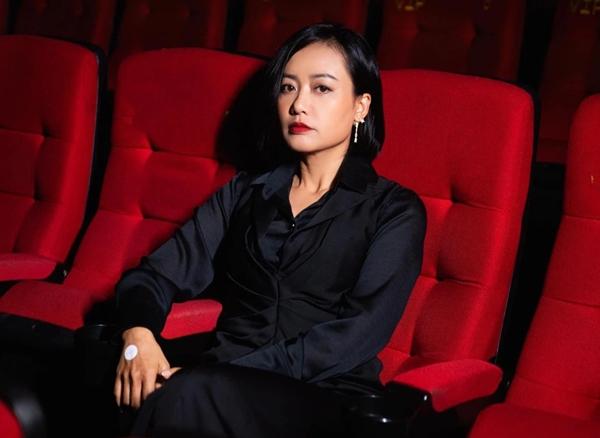 Hồng Ánh tuổi 46: Tài sắc vẹn toàn, khán giả tiếc vì chưa có danh hiệu NSƯT-1