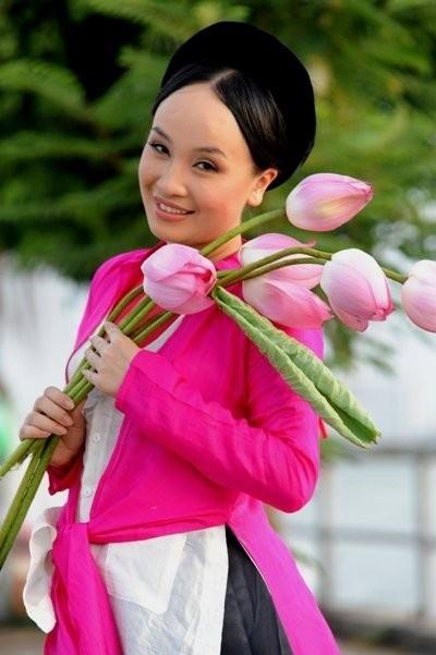 Hôn nhân không tiếng cãi vã của hai Giám đốc Nhà hát sắp được phong tặng NSND-3