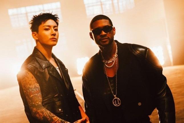 Jungkook (BTS) cạo đầu nhập ngũ-1