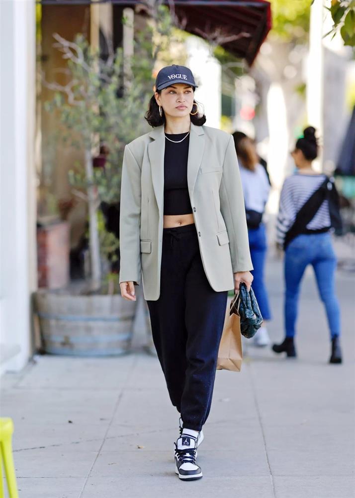 Những kiểu áo blazer giúp phái đẹp trông ra dáng nữ tổng tài-10