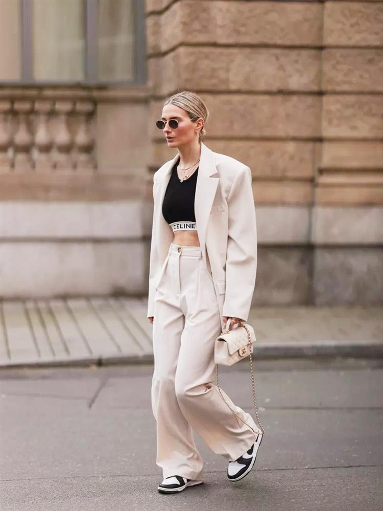 Những kiểu áo blazer giúp phái đẹp trông ra dáng nữ tổng tài-4