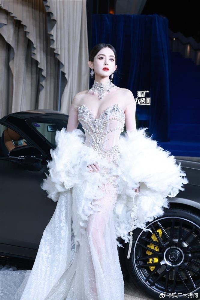 Cổ Lực Na Trát nhận phản ứng trái chiều khi lên top 1 hot search Weibo-5