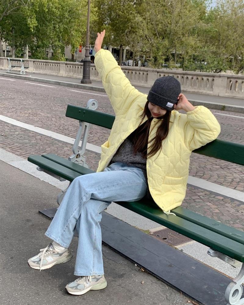 Trang phục màu vàng đang hot không kém màu đỏ và 10 cách diện sang xịn mịn-2