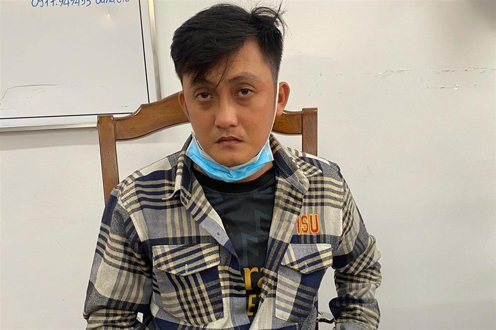 Bắt kẻ giả vờ cầm hồ sơ đi xin việc, gây ra hàng loạt vụ trộm cắp-1