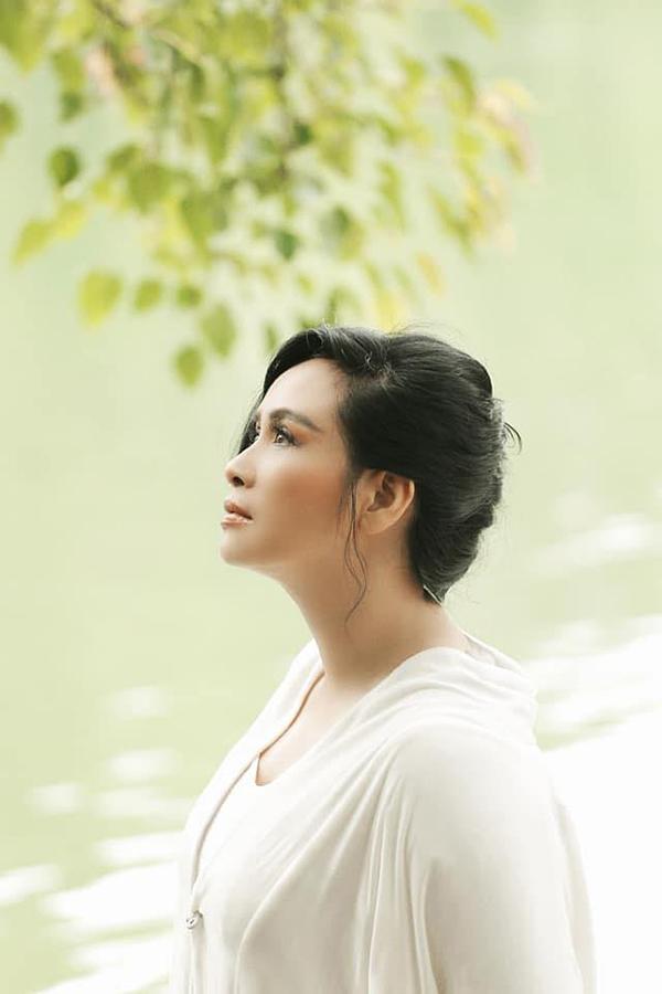 Diva Thanh Lam tuổi 54: Nữ ca sĩ tự do đầu tiên được phong NSND, nhan sắc cùng tình yêu thăng hoa-3