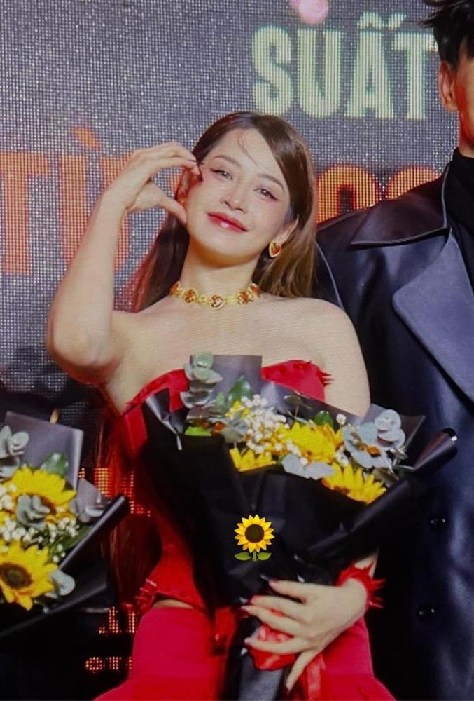 Đông đảo fan Trung Quốc đến Việt Nam ủng hộ phim mới của Chi Pu-3