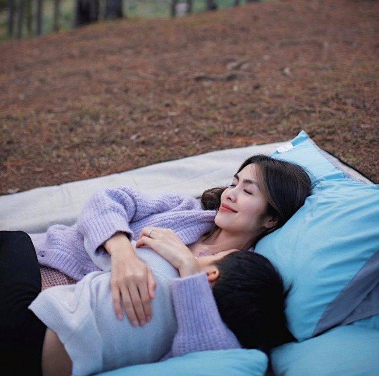 Quý tử đầu lòng nhà Tăng Thanh Hà mới 8 tuổi nhưng giàu tình cảm, nói 1 câu ai nghe cũng tan chảy-2