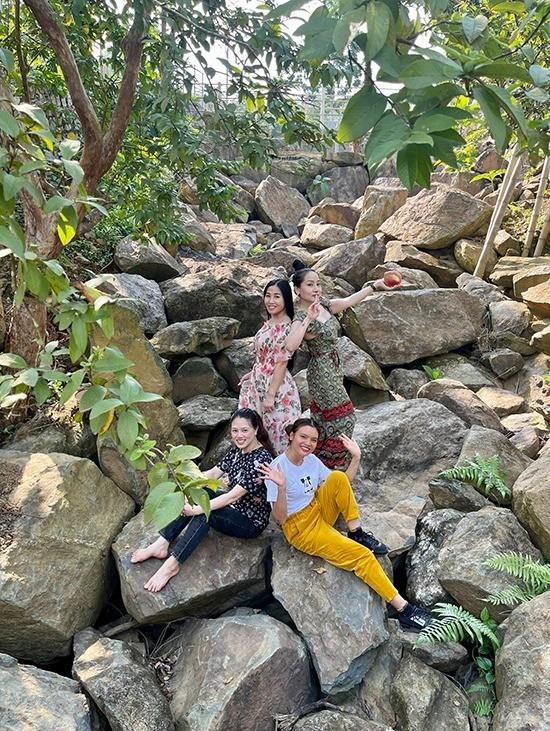 Ca sĩ Việt trẻ nhất được phong tặng NSND sống độc thân ở cơ ngơi 8.000 m2-14