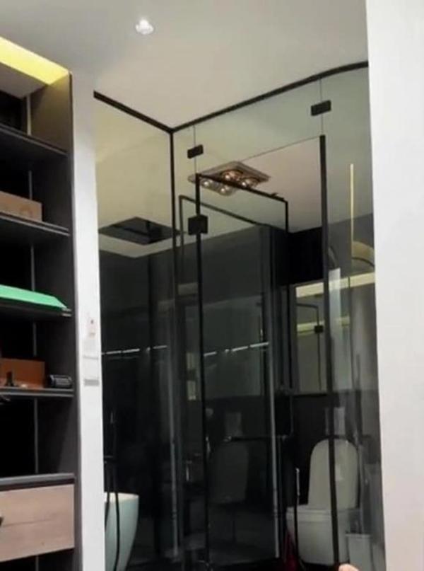 Đoàn Văn Hậu giàu như thế nào mà chiều chuộng vợ trẻ đẹp sau khi cưới bằng tuần trăng mật ngọt ngào?-8