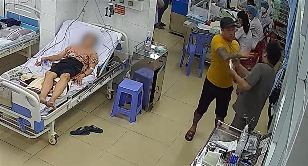 Sở Y tế TP.HCM lên tiếng vụ bác sĩ bị đánh ở khoa cấp cứu-1