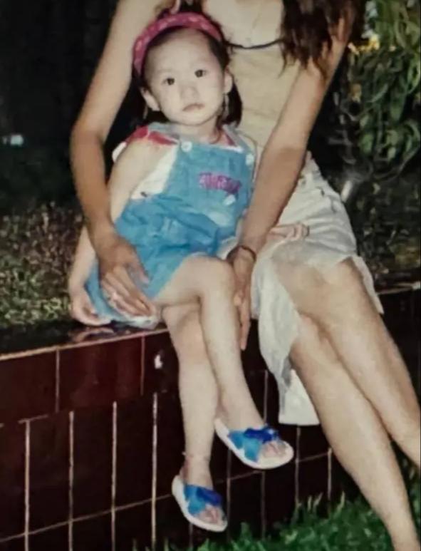 Loạt ảnh hồi nhỏ của Doãn Hải My: Xinh từ trong trứng, chính chủ tiết lộ một điểm đặc biệt-2