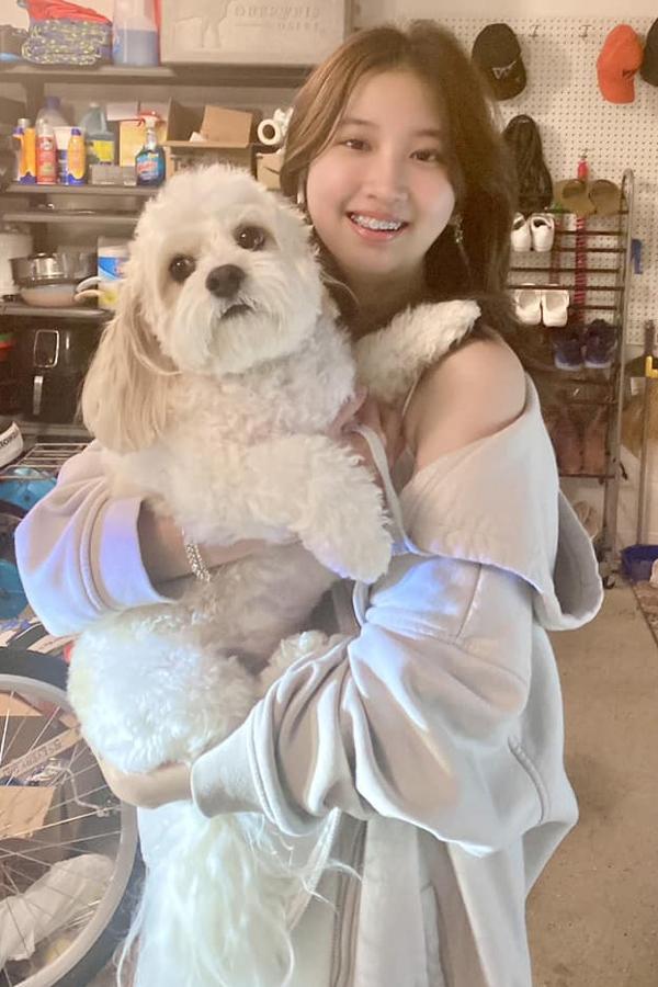 Chiều cao vượt trội cùng nhan sắc thiếu nữ đáng yêu của con gái diễn viên Minh Thư-5