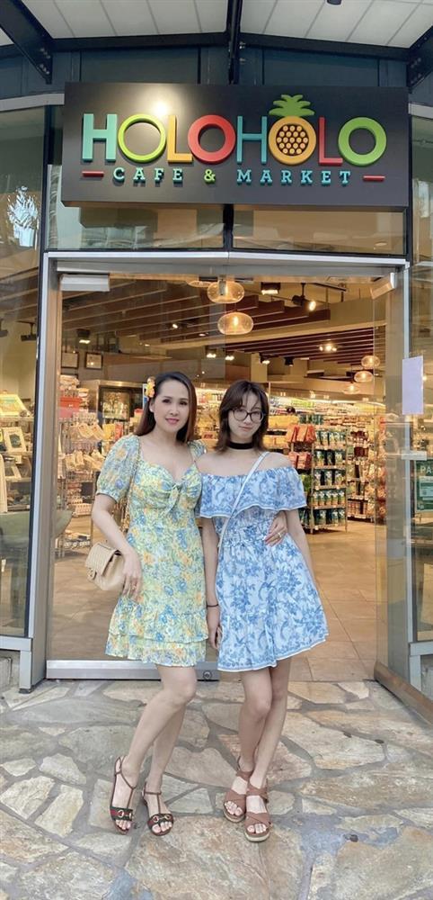 Chiều cao vượt trội cùng nhan sắc thiếu nữ đáng yêu của con gái diễn viên Minh Thư-8