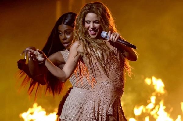 Nữ thần gợi cảm Shakira: Sở hữu sự nghiệp âm nhạc nhiều kỷ lục và tài sản đồ sộ-4