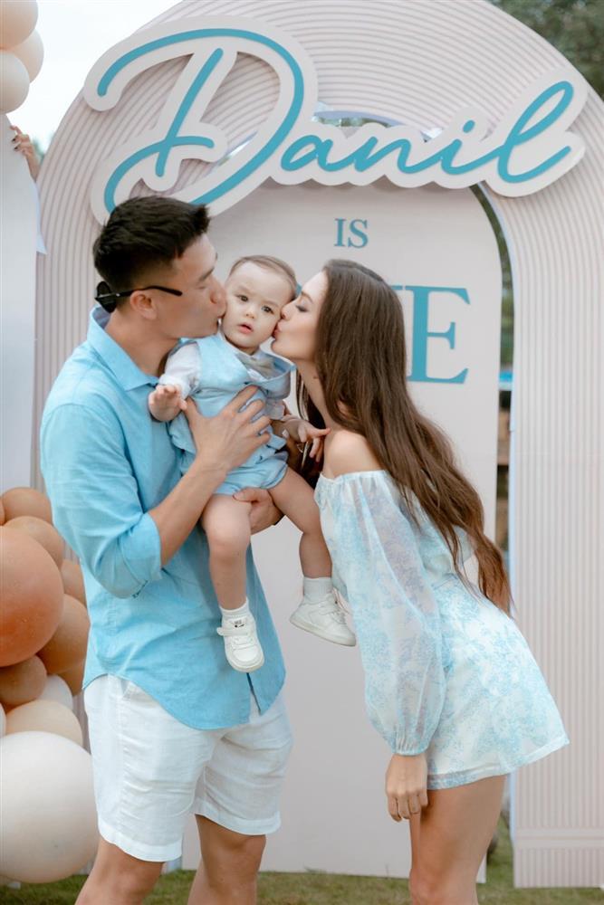 Người mẫu Dianka: Mẹ một con gợi cảm, hạnh phúc bên Bùi Tiến Dũng-11