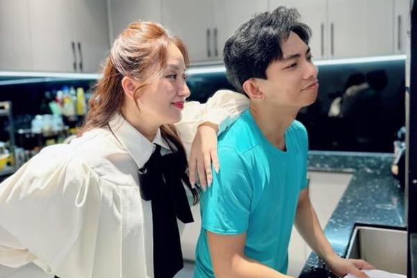 Phan Hiển tiết lộ tâm lý Khánh Thi bất ổn sau khi sinh con thứ 3-14