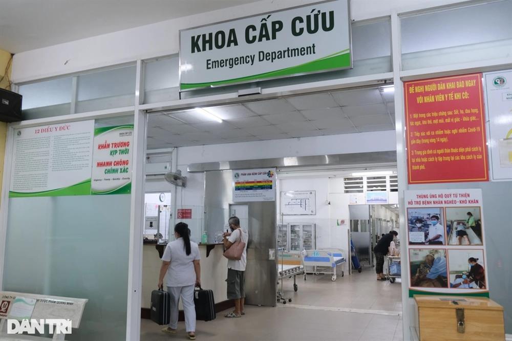 Cấp cứu 3 phụ nữ ngộ độc cần sa sau khi ăn bánh socola trong căn hộ ở TPHCM-1