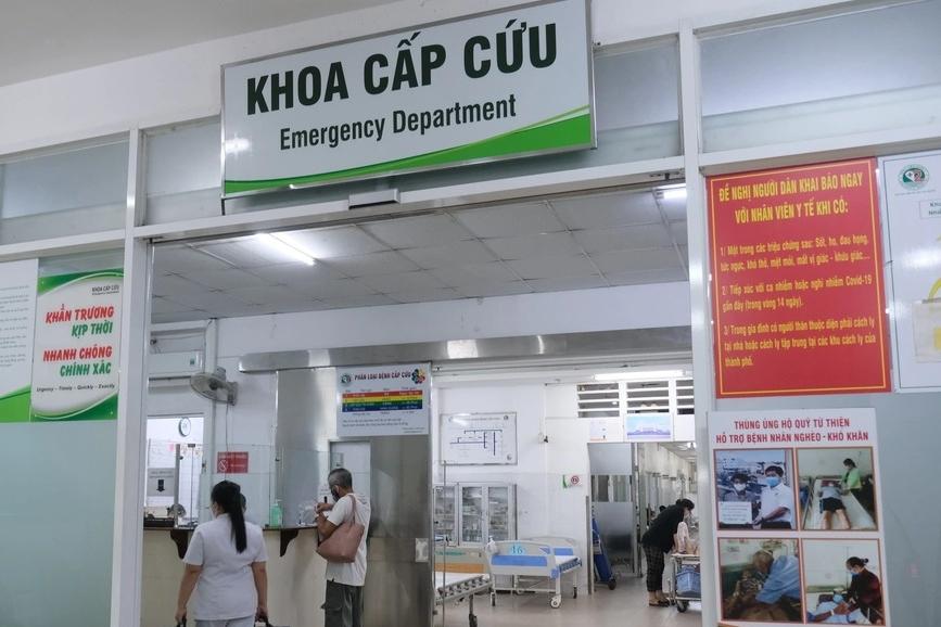 Gần 30 học sinh nhập viện sau khi uống sữa và ăn thạch trái cây-2