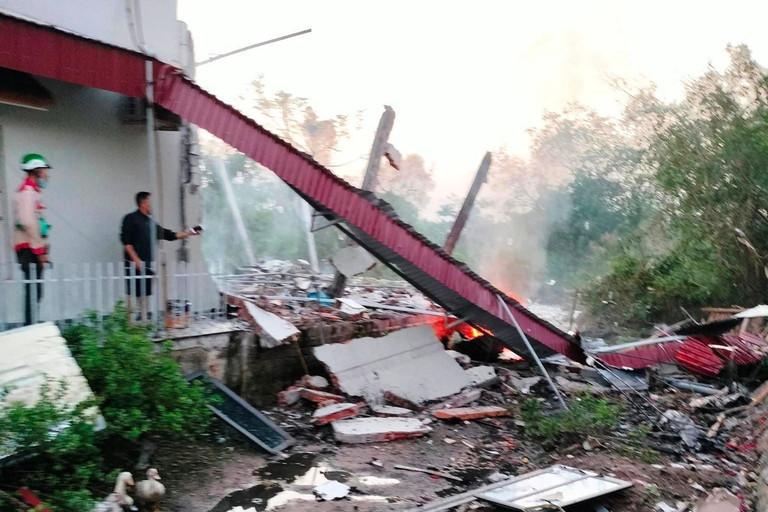 Vụ nổ lớn ở Ninh Bình: Xác định 2 phụ nữ tử vong-1