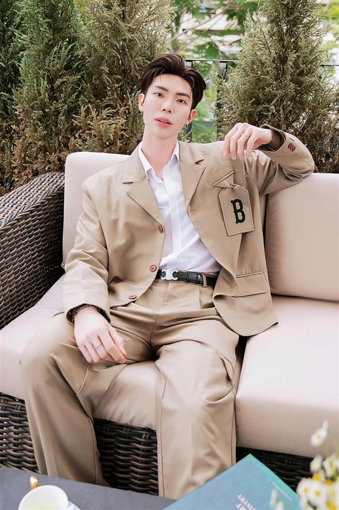 Ca khúc mới ra mắt bị nhận xét nghe nhạc Việt phải bật phụ đề, Erik nói gì?-2