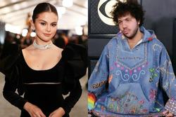 Selena Gomez xác nhận hẹn hò nhà sản xuất Benny Blanco