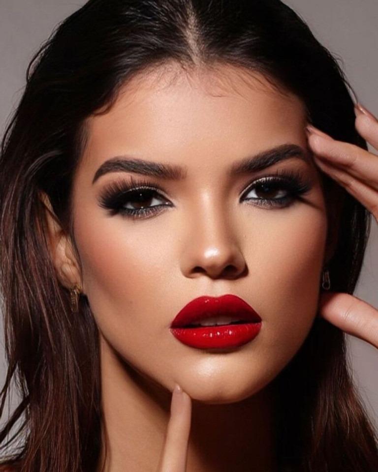 Người đẹp cực sexy có con năm 16 tuổi đoạt Hoa hậu Venezuela 2023-9