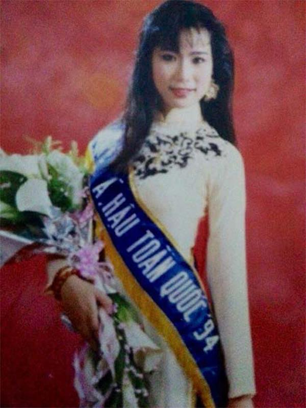 Đời thực tuổi U50 của Á hậu Việt Nam đầu tiên đạt danh hiệu NSND: Chồng đại gia yêu chiều, con cái xinh đẹp-1