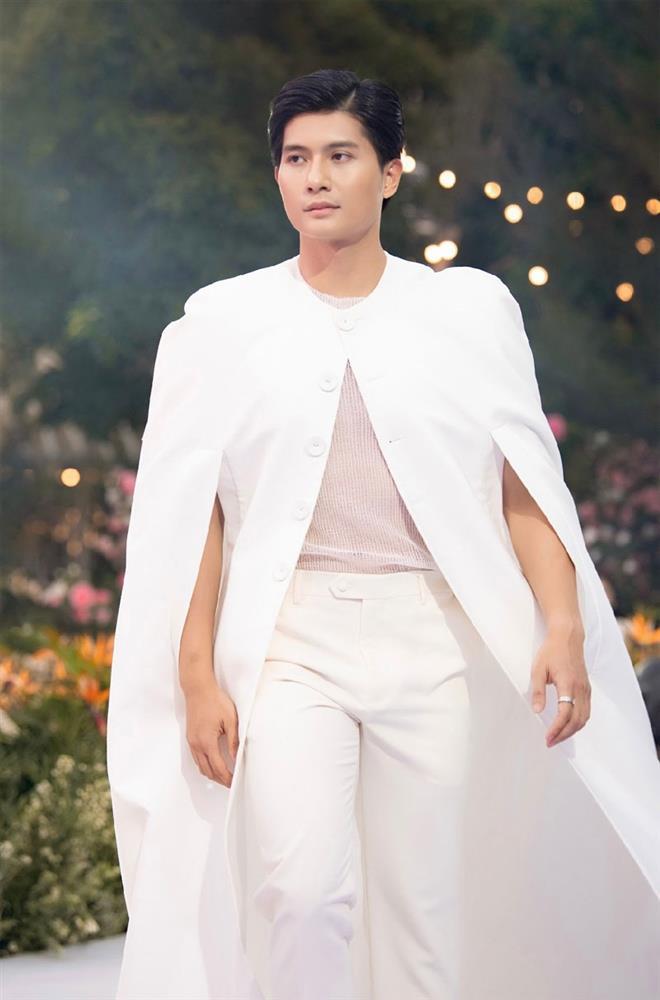 BST mới của Venesto giúp Lâm Bảo Châu khoe trọn vẻ nam thần-4