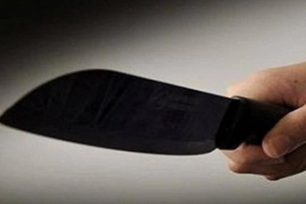 Bé gái 8 tuổi nghi bị thầy chủ nhiệm xâm hại tình dục-1