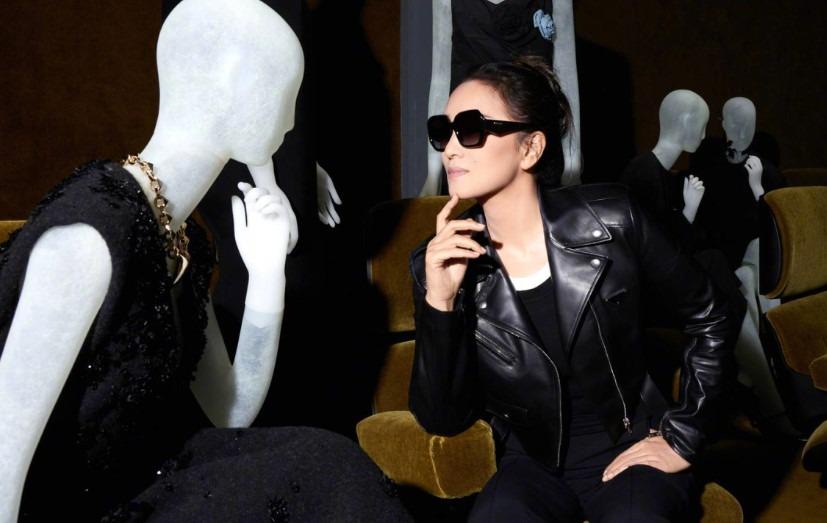 Xuất hiện tại sự kiện, sao nữ U60 khiến dân mạng trầm trồ vì sắc vóc-2