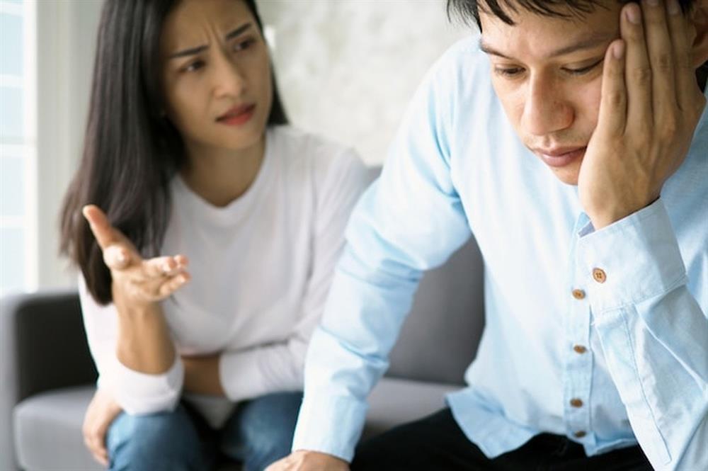 Bố mẹ vợ hứa cho tiền mua nhà rồi đổi ý, tôi kinh ngạc khi nghe lý do-1