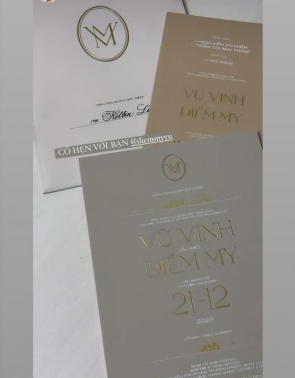 Diễm My 9X hé lộ thiệp cưới với bạn trai doanh nhân, thiết kế đơn giản nhưng vẫn sang trọng-2