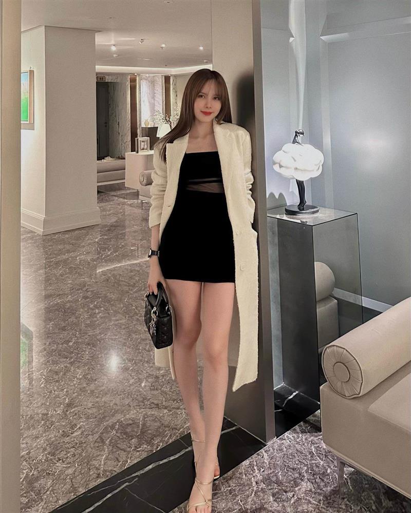 Thiều Bảo Trâm mặc đồ giống váy ngủ đi sinh nhật bạn-5