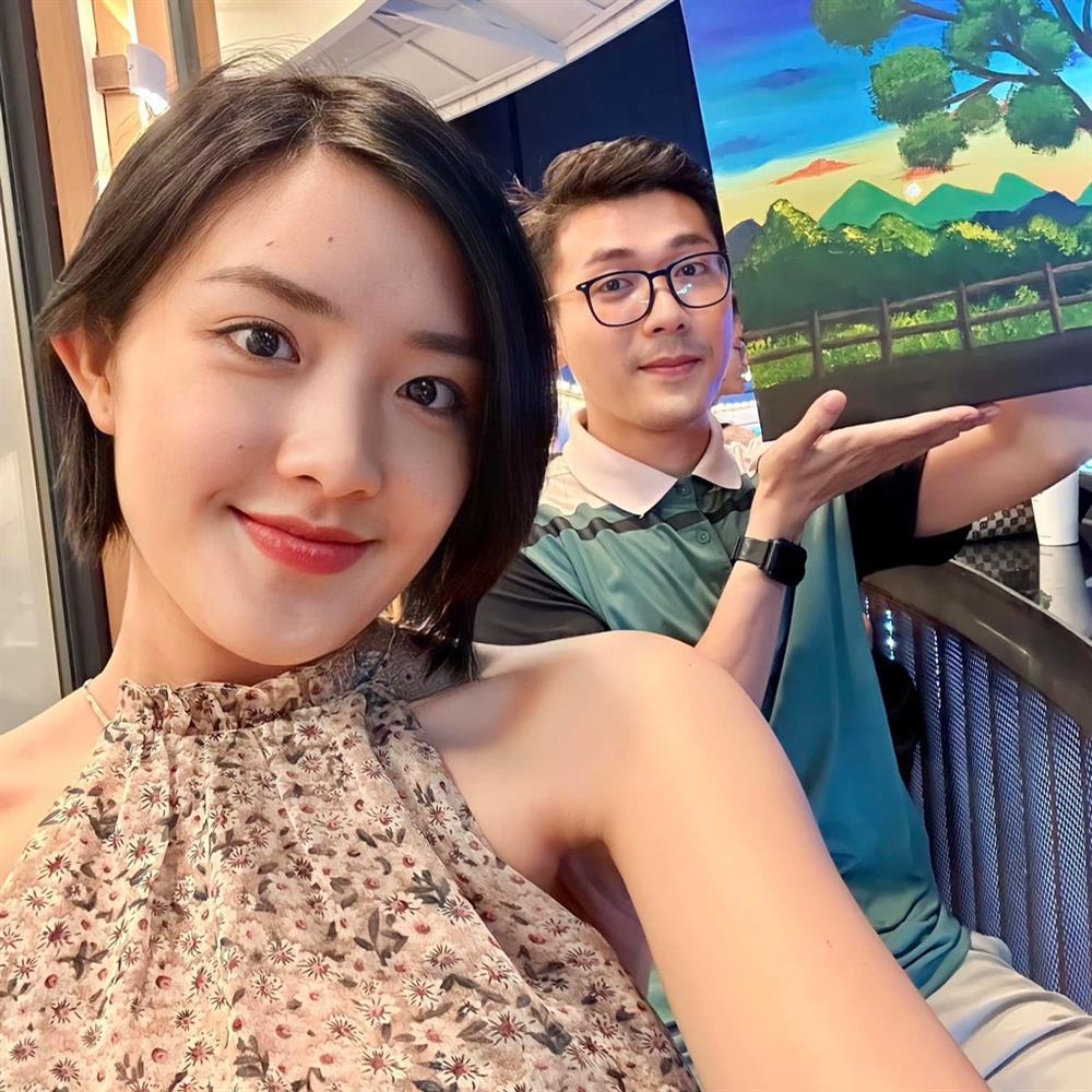 Các cặp đôi bước ra từ chương trình hẹn hò giờ ra sao?-11