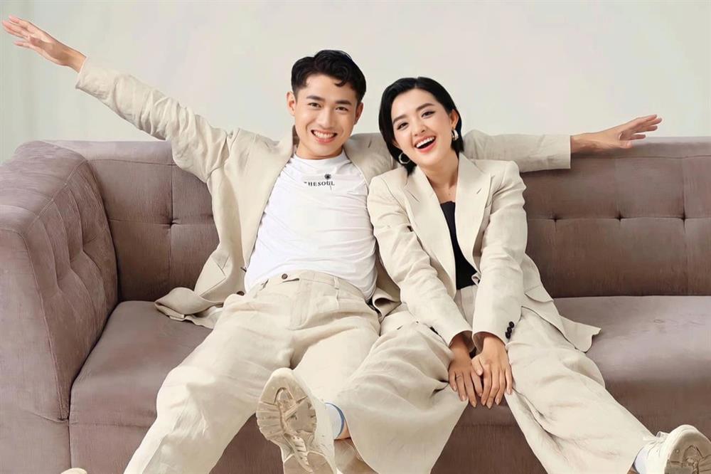 Các cặp đôi bước ra từ chương trình hẹn hò giờ ra sao?-12