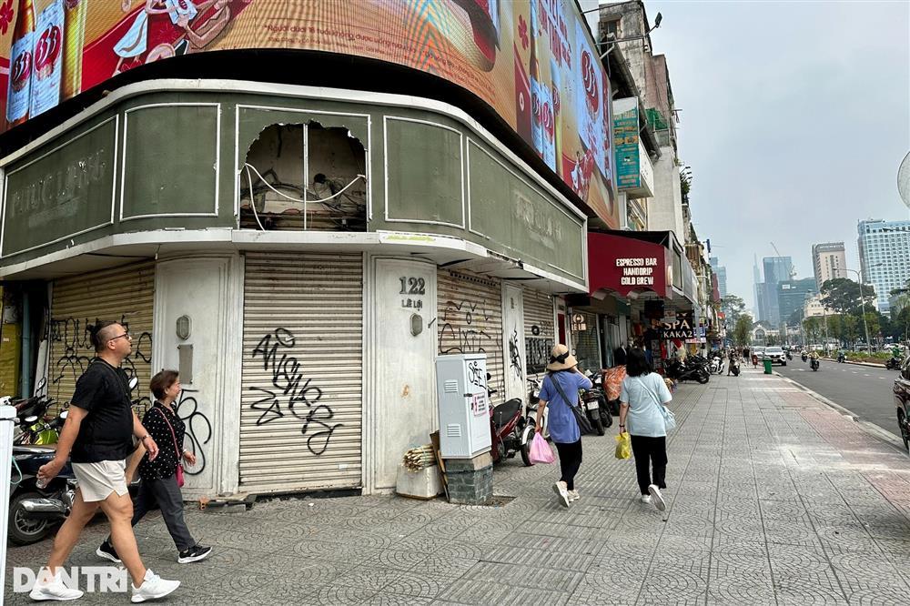 Tuyến phố đắt đỏ: Mỗi ngày mở mắt phải trả 10-20 triệu đồng tiền thuê nhà-3