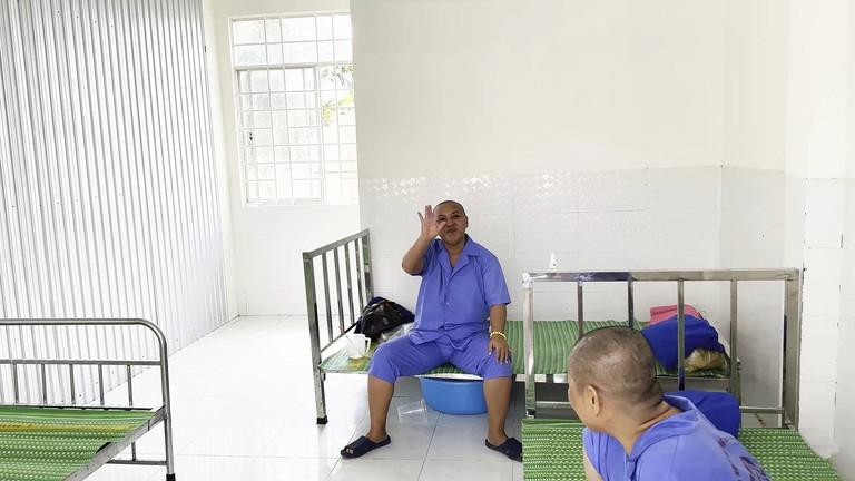 Ca sĩ Lâm Bảo Nam thời trẻ xinh đẹp, tuổi 46 sống trong trại tâm thần-5