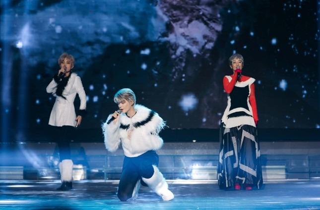 Mỹ Linh nhào lộn ở tuổi U50, thêm 4 chị đẹp bị loại-2