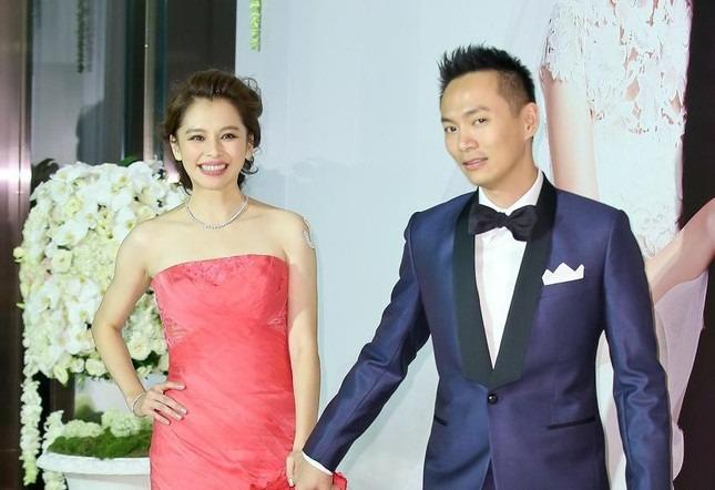 Từ Nhược Tuyên ly hôn chồng sau tin ngoại tình với Vương Lực Hoành-1