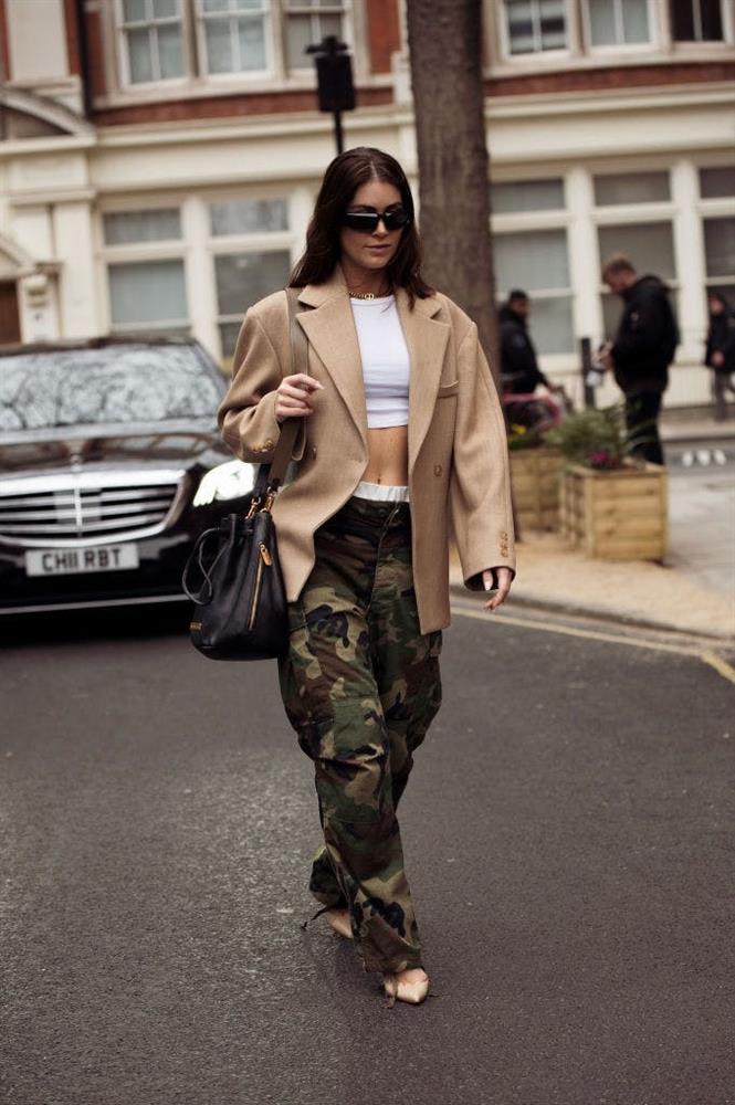 Cô béo Trung Quốc mặc váy tôn dáng thắt đáy lưng ong, quyến rũ nhất từ trước đến nay-2