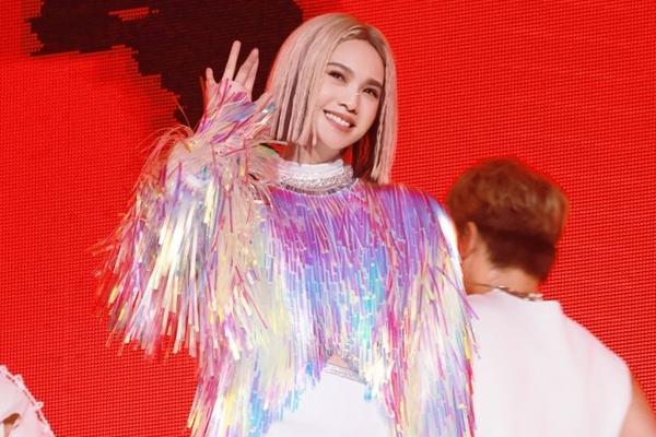 2 mỹ nhân hạng A showbiz: Chị em tốt từ thời trung học, giờ từ mặt vì cưới tình cũ của bạn-7