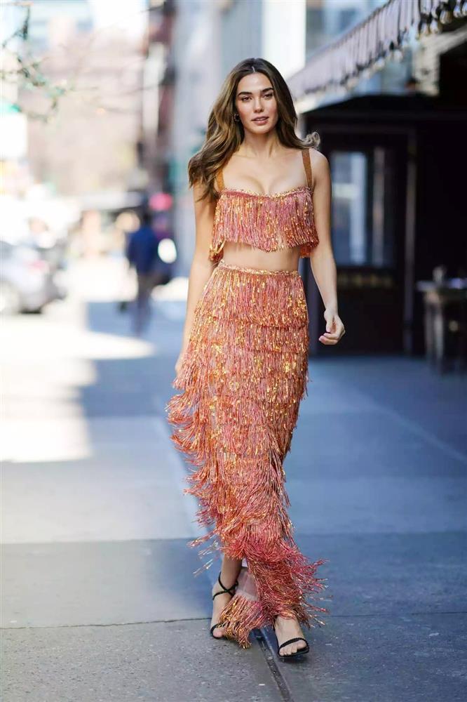 10 gợi ý mặc đẹp và quyến rũ cho buổi dạ tiệc tối-6