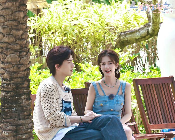 Ảnh ngày bé của Bạch Lộc: Nhan sắc cực đáng yêu, ghép cạnh Trương Lăng Hách hợp không tưởng-5