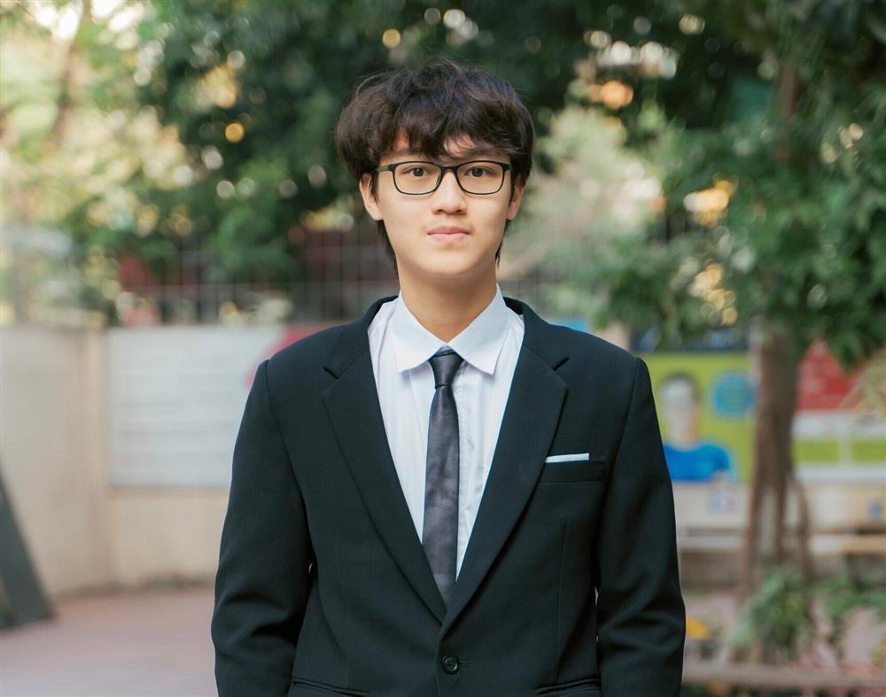 Thủ khoa đầu vào Đại học Ngoại thương đạt điểm SAT top 1% thế giới-1