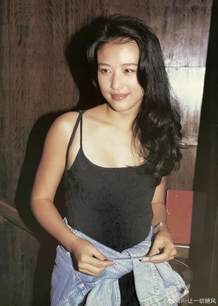 Lý do công ty chậm công bố sự ra đi của nàng Chu Chỉ Nhược Châu Hải My-3