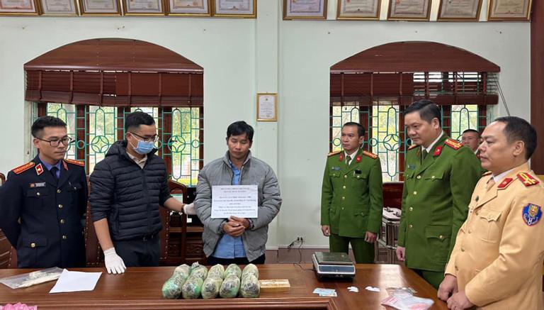 Bắt quả tang cán bộ bản mua bán ma túy với số lượng khủng ở Lai Châu-2