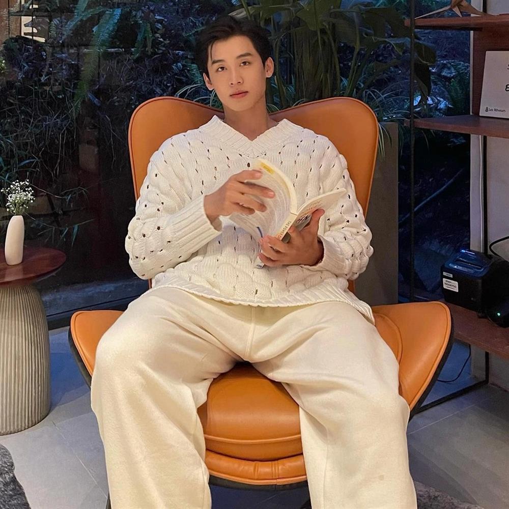 Hot boy SN 2000 điển trai, từng bị từ chối lời tỏ tình là ai?-7