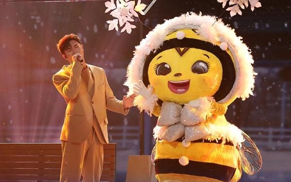 Danh tính Ong Bây Bi ở Ca Sĩ Mặt Nạ 2023-2