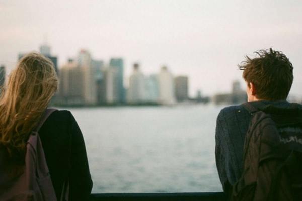 22 tuổi, có nên từ bỏ cơ hội đi nước ngoài công tác để lấy chồng?-1